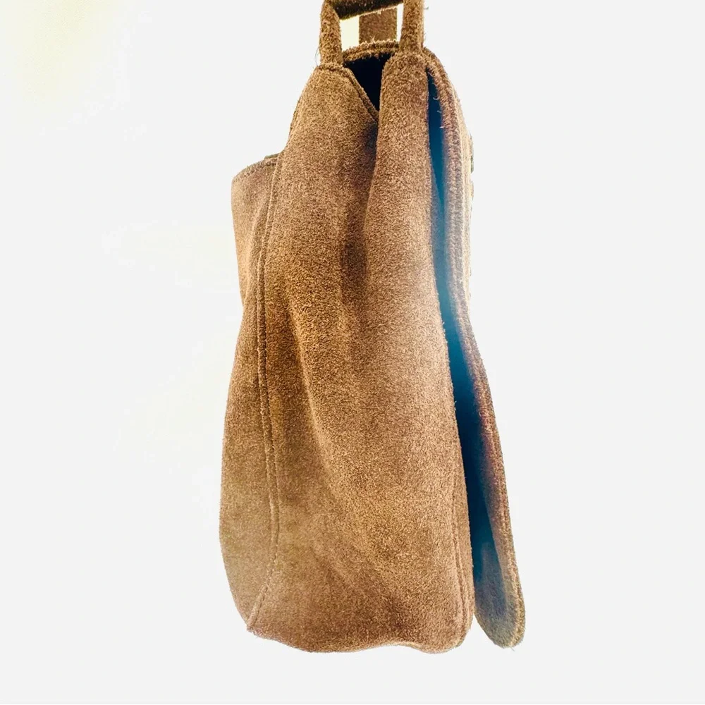 Chocolate brown flap shoulder bag w brass accents - roomy 9x9x4
